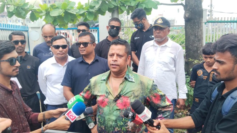 নিজ জায়গার চাঁদাবাজির মামলায় আদালত পাড়ায় রূপগঞ্জের সেলিম প্রধান