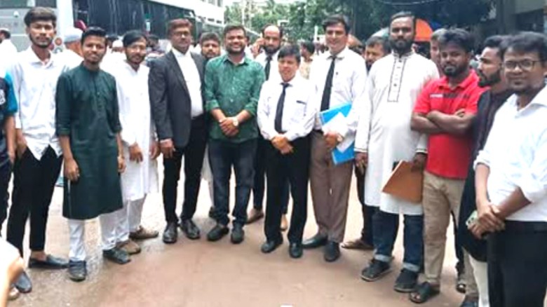 জিয়া পরিবারকে কটাক্ষ করায় কথিত যুবদল নেতা জুয়েল রানার বিরুদ্ধে আদালতে মামলা