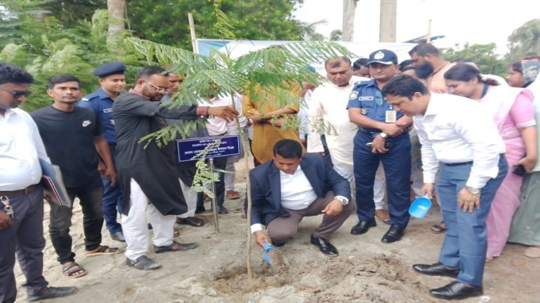 নারায়ণগঞ্জকে গ্রীন সিটিতে পরিনত করার চেষ্টা করছি : ডিসি