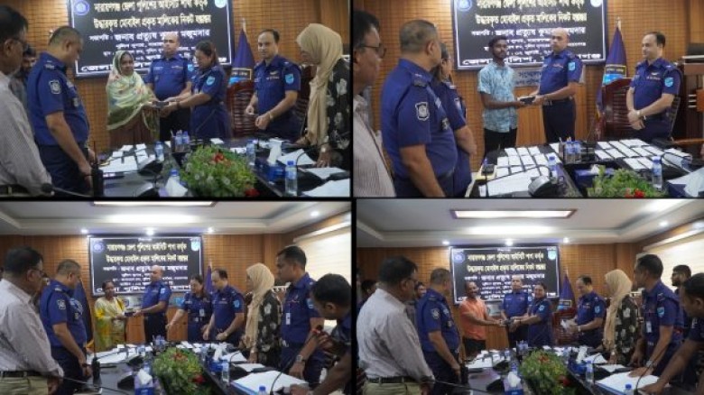 ৩১ মালিকের হারানো ফোন ফেরত,  নারায়ণগঞ্জ জেলা পুলিশের প্রশংসনীয় উদ্যোগ