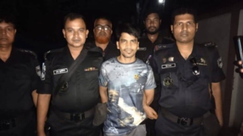 মিটফোর্ড হত্যাকান্ডের অন্যতম আসামি নান্নু না'গঞ্জে আটক