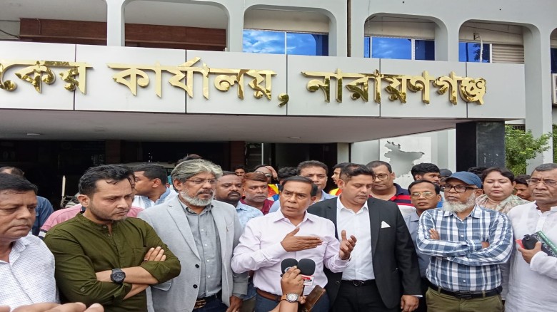যানজট নিরসনে না'গঞ্জবাসীর পাশে মাসুদুজ্জামান