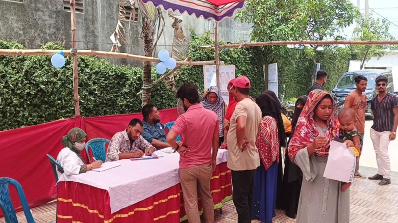 নিম্নআয়ের মানুষদের জন্য বিএনপি নেতা শাহ্ আলমের উদ্যোগে দিনব্যাপী ফ্রি মেডিক্যাল ক্যাম্প