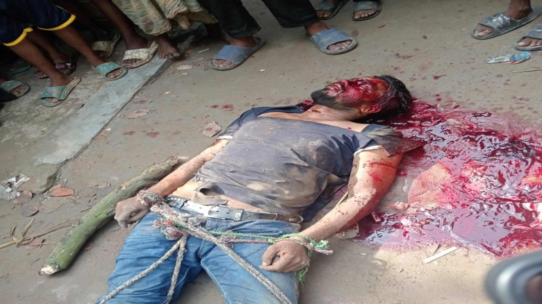 আড়াইহাজারে গণপিটুনিতে আওয়ামীলীগের মেম্বার সোহেল নিহত