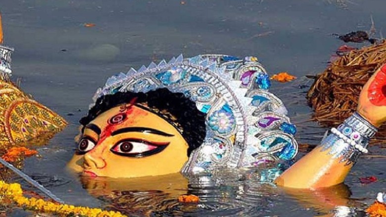 অশ্রুসিক্ত বিদায়ে শেষ হলো বিজয়া দশমী