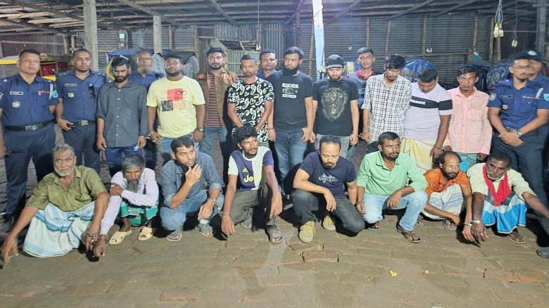 জেলা পুলিশের বিষেশ অভিযানে ১৬ জন গ্রেপ্তার