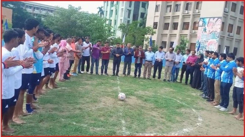 নজরুল বিশ্ববিদ্যালয়ে প্রথম মিনিবার ফুটবল প্রতিযোগিতার উদ্বোধন