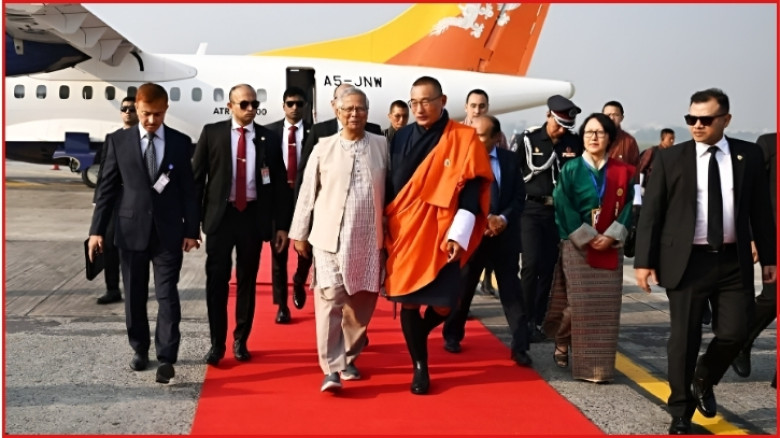 রাষ্ট্রীয় সফরে ঢাকায় পৌঁছেছেন ভুটানের প্রধানমন্ত্রী