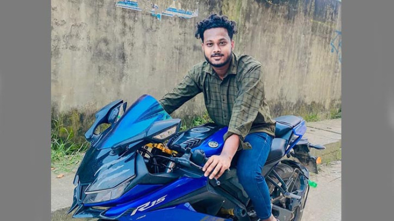 চট্টগ্রামের মোটরসাইকেল দুর্ঘটনায় এক যুবক নিহত