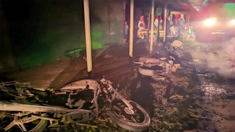 পাবনায় বিএনপি-জামায়াত সংঘর্ষ, এমপি প্রার্থীসহ অর্ধশত আহত