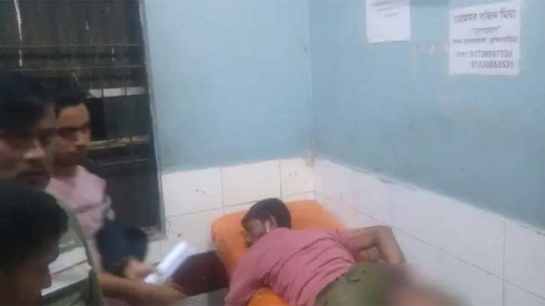 ব্রাহ্মণবাড়িয়া শহরে প্রকাশ্যে গুলিতে দুইজন গুলিবিদ্ধ