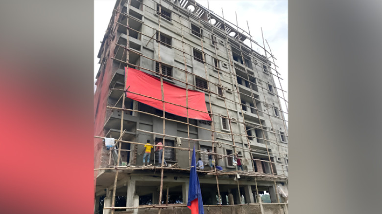 মিরসরাইয়ে নির্মাণাধীন বাড়ি থেকে মালামাল চুরি