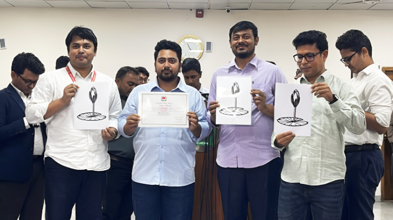 ‘শাপলা কলি’ প্রতীকে নিবন্ধন সনদ পেল এনসিপি