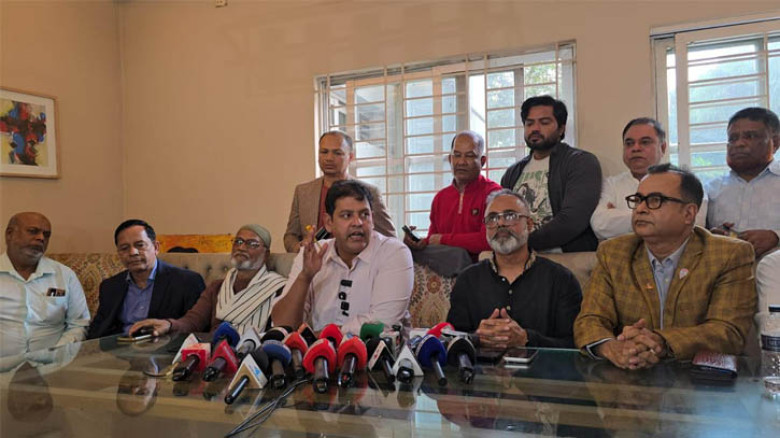 বিএনপি মনোনীত নারায়ণগঞ্জ-১ আসনের এমপি প্রার্থী দিপু ভূঁইয়ার সাংবাদিকদের সঙ্গে মতবিনিময়