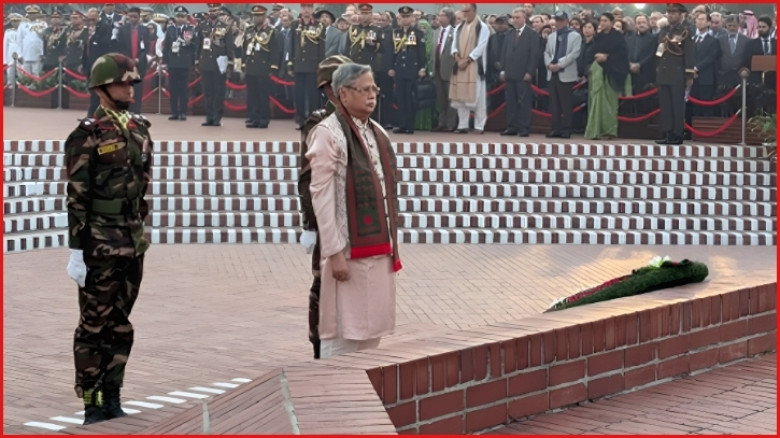 মহান বিজয় দিবসে জাতীয় স্মৃতিসৌধে রাষ্ট্রপতির শ্রদ্ধা