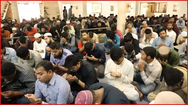 শরিফ ওসমান হাদির জন্য জবিতে দু’আ মাহফিল অনুষ্ঠিত