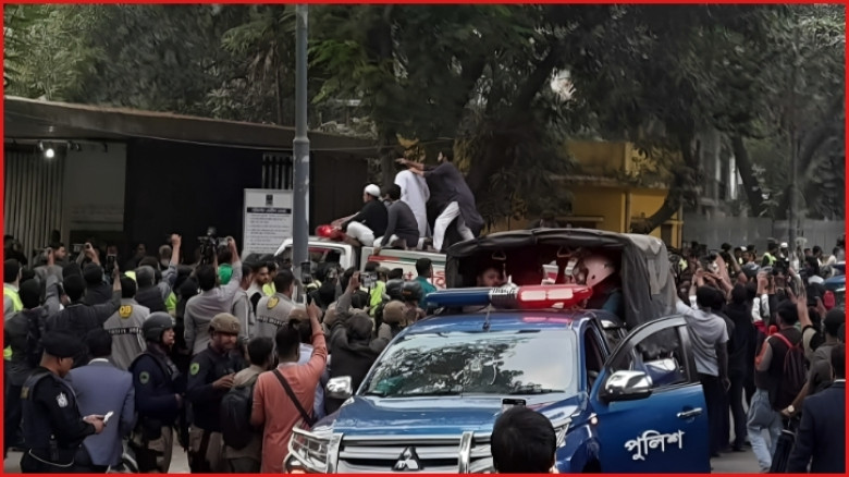 সমাধিস্থলে পৌছেছে হাদির মরদেহ