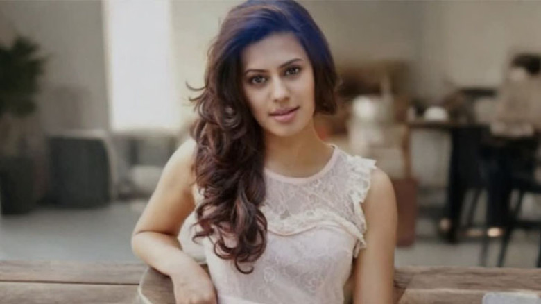 ১৪ কেজি স্বর্ণসহ গ্রেপ্তার অভিনেত্রী