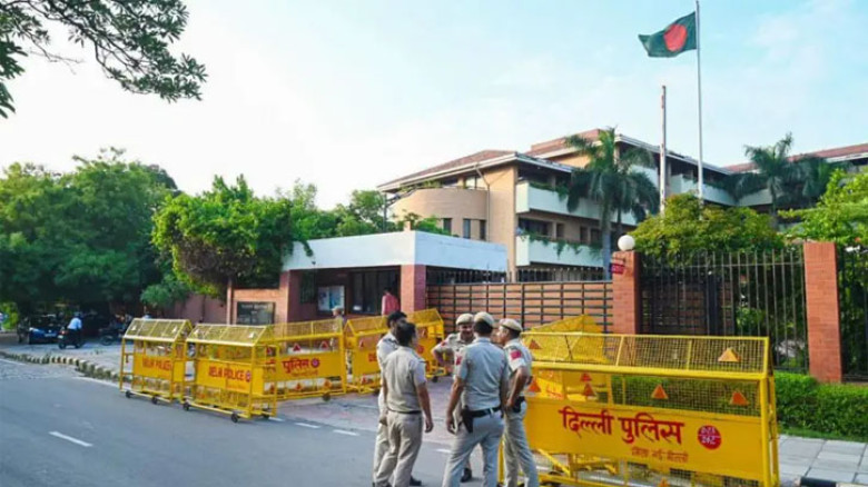 নিরাপত্তা শঙ্কায় দিল্লিতে বাংলাদেশ হাইকমিশনে ভিসা কার্যক্রম বন্ধ