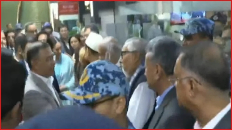 তারেক রহমানকে বরণ করলেন বিএনপি নেতারা