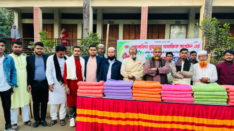 ব্রাহ্মণবাড়িয়ায় আলোকিত নূরনগর সামাজিক সংগঠনের ৬ষ্ঠ বর্ষে পদার্পণ উপলক্ষে শীতবস্ত্র বিতরণ