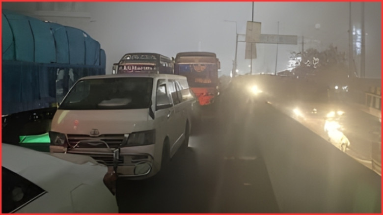 তারেক রহমানের নিরাপত্তা বহরের চাপে ভয়াবহ যানজটে গাড়িতেই সন্তান প্রসব মায়ের
