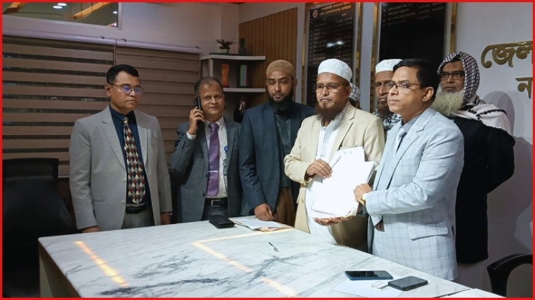 মনোনয়নপত্র জমা দিলেন খন্দকার আনোয়ার হোসেন