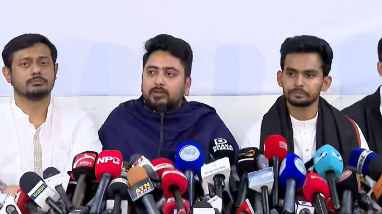 এনসিপির নতুন মুখপাত্র আসিফ মাহমুদ, লড়বেন না নির্বাচনে