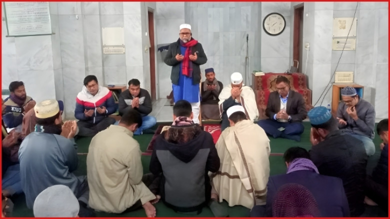 বেগম জিয়ার আত্মার মাগফিরাত কামনায় ইবিতে দোয়া
