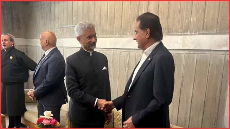 ঢাকায় পাকিস্তানের জাতীয় পরিষদের স্পিকার ও ভারতের পররাষ্ট্রমন্ত্রীর সাক্ষাৎ