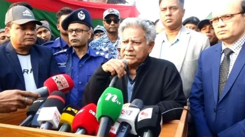হাদির হত্যাকাণ্ডে জড়িতরা দেশের বাইরে পালিয়ে গেলেও খুঁজে আনা হবে: নৌপরিবহন উপদেষ্টা