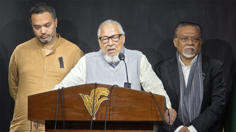 নিষিদ্ধ কোনো দল নির্বাচনের পথে বাধা নয় : নজরুল ইসলাম খান