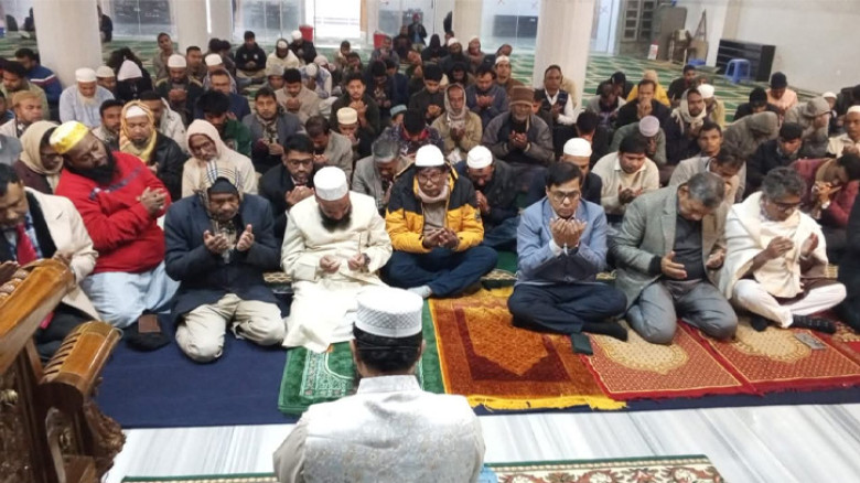 জাককানইবি-তে খালেদা জিয়ার বিদেহী আত্মার মাগফিরাত কামনায় দোয়া মাহফিল