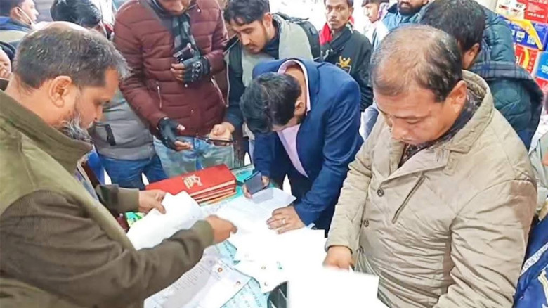 গাজীপুরে এলপিজি গ্যাসের কৃত্রিম সংকট সৃষ্টি করে চড়া দামে বিক্রি, ৮৮ হাজার টাকা জরিমানা
