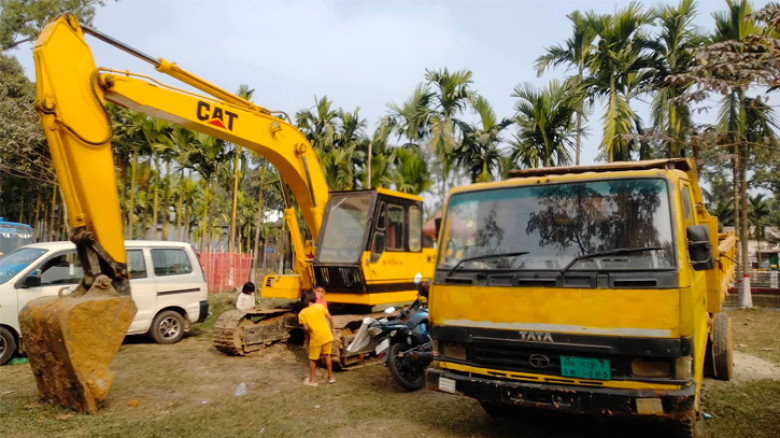 শ্রীপুরে অবৈধ মাটি কাটায় ৪ লাখ টাকা জরিমানা