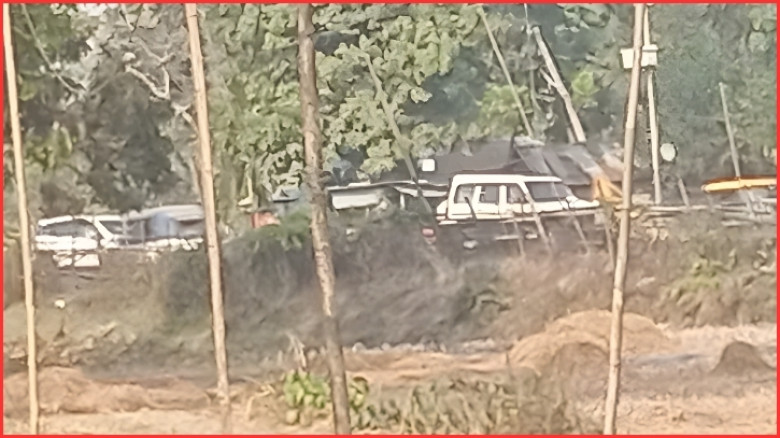 রাতের আঁধারে সীমান্ত এলাকায় সড়ক নির্মাণের চেষ্টা, বিজিবির বাধায় পিছু হটলো বিএসএফ