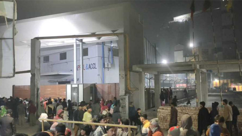 আকিজ কারখানায় বয়লার বিস্ফোরণ, দগ্ধ ৮