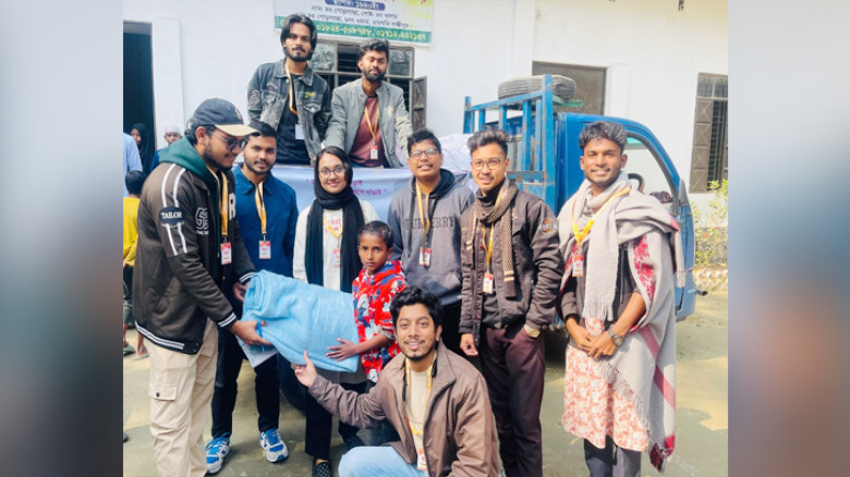 চলো পাল্টাই ফাউন্ডেশনের ‘উষ্ণতার আবরণ’ কর্মসূচির দ্বিতীয় ধাপ সম্পন্ন