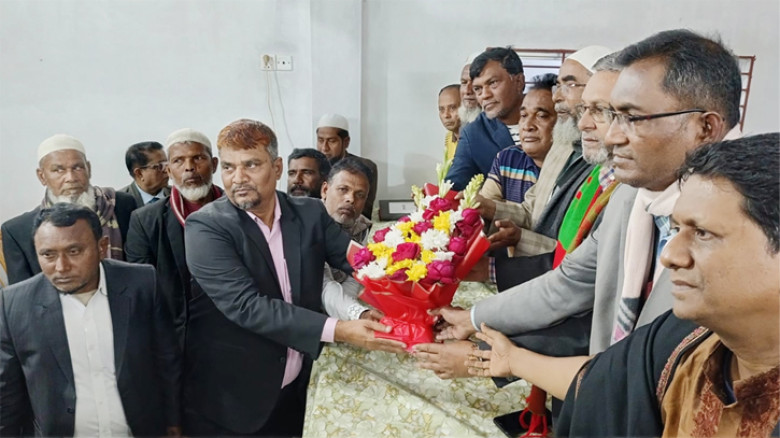 বিএনপিতে যোগ দিলেন ২০০ আ.লীগ নেতারা