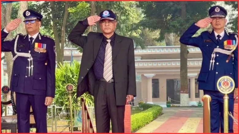 নির্বাচনে পুলিশের লুট হওয়া অস্ত্র ব্যবহার হবে না: স্বরাষ্ট্র উপদেষ্টা