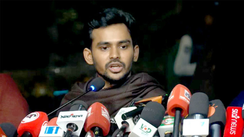 ছবি প্রকাশে আচরণবিধি লঙ্ঘন হলে তারেক রহমানকে আগে শোকজ করতে হবে: আসিফ মাহমুদের দাবি