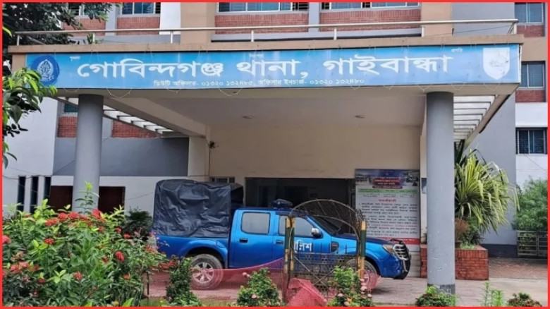 আওয়ামী লীগ নেতাকে ধরতে নেতা-সমর্থকদের পিটুনিতে ৩ পুলিশ আহত