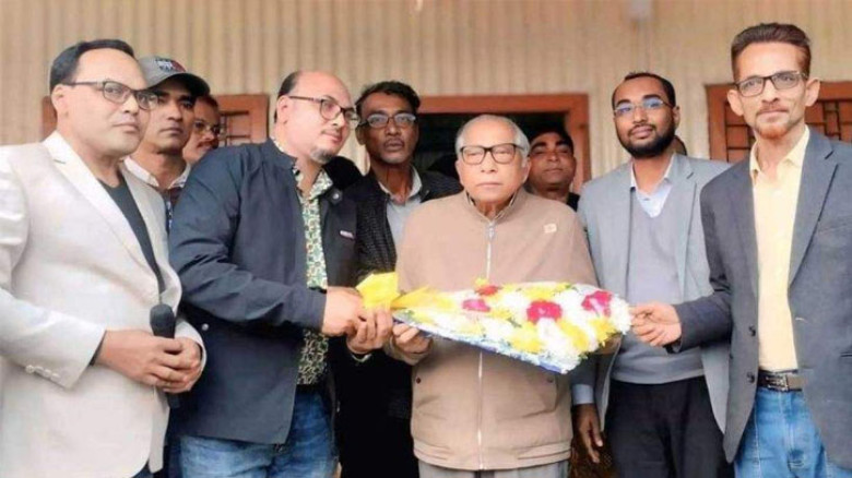 বিএনপিতে যোগ দিলেন উপজেলা জামায়াত আমিরের ছেলে