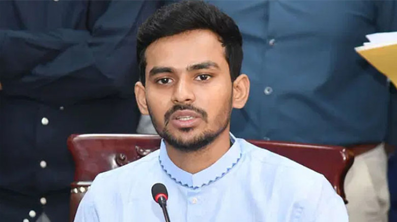 শহীদ হাদি হত্যার বিচার চাওয়া কি অপরাধ?- প্রশ্ন আসিফ মাহমুদের