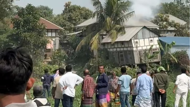 বিএনপির ‘বিদ্রোহী’ প্রার্থীর সমর্থকদের প্রচারণায় হামলা, ককটেল ও গুলিতে আহত ৪