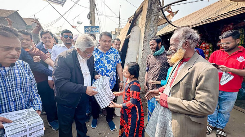 ত্রয়োদশ জাতীয় সংসদ নির্বাচন: কেরানীগঞ্জে পাড়া-মহল্লায় জমে উঠেছে ভোটের লড়াই