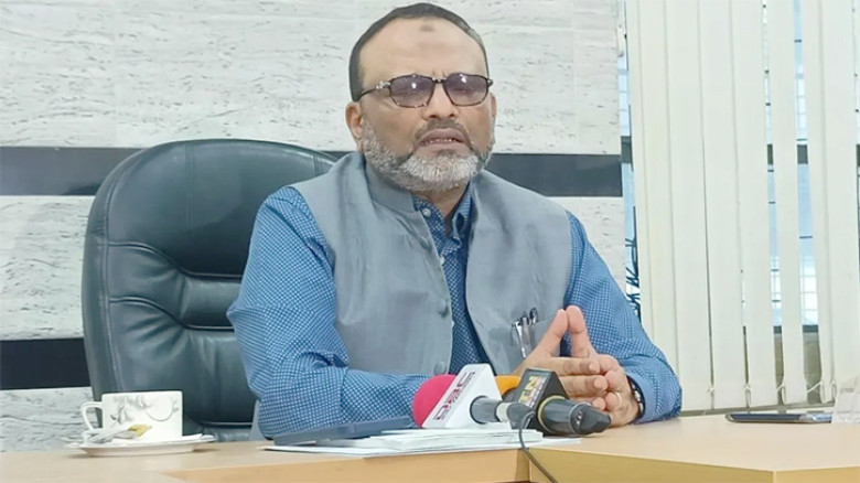 আমি দায়িত্ব থেকে সরে দাঁড়াতে চাই: ঢাবি উপাচার্য