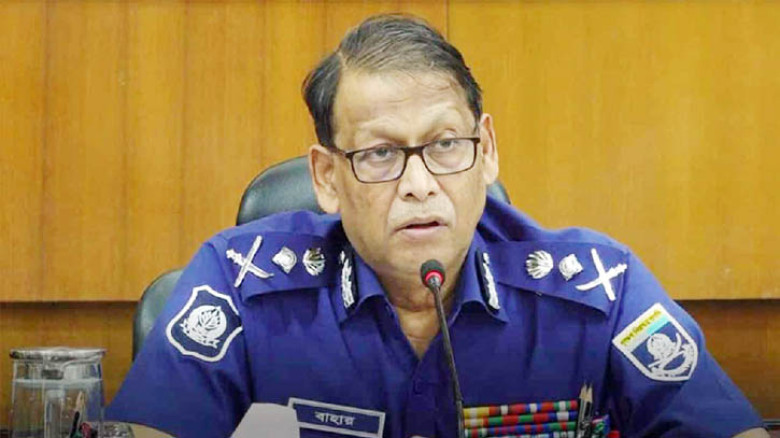 জুলাই আন্দোলনে লুট হওয়া ২৩৩০টি অস্ত্র এখনো উদ্ধার করা যায়নি: আইজিপি