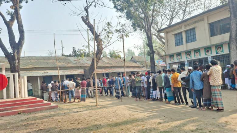 জামালপুরে শান্তিপূর্ণ পরিবেশে ভোটগ্রহণ শুরু, ৬২৩ কেন্দ্রে চলছে ভোট