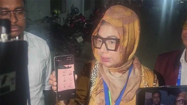পাটওয়ারীর পর এবার রিটার্নিং অফিসারের কার্যালয়ে মির্জা আব্বাসের স্ত্রী